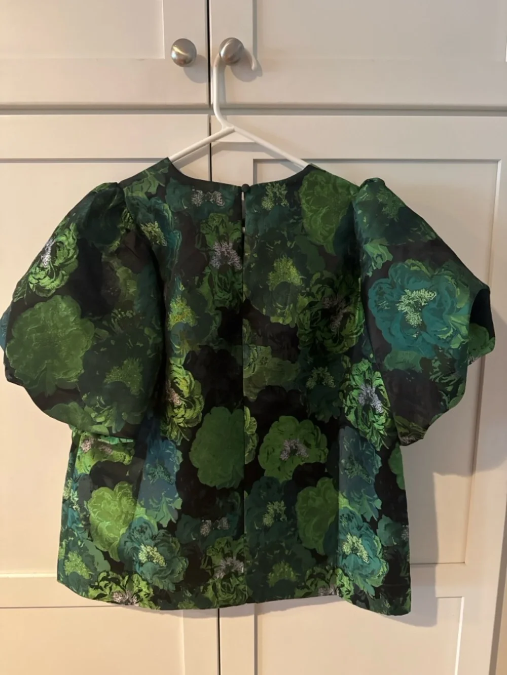 Pomander Place Green Floral Puff-Sleeve Top - Picture 3 of 3